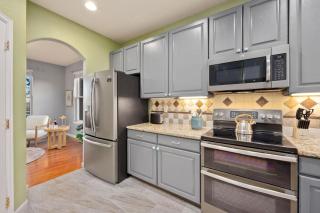 Family-friendly Home on Boyd Lake, Gorgeous Views! - 1