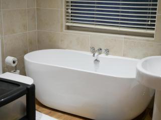 The Kyoto House - Four Spacious Cosy Bedrooms I Netflix & Large Rooms - Derby - 4