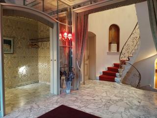 Villa mit Auffahrt - 7