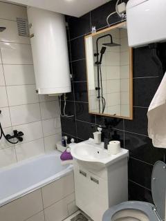 City view - next to Delta Planet - 4