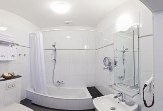 Hotel Willa Hueta - Kielce - 9