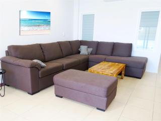 3 Bedroom Central Beachside Kingscliff Apartment with Pool - Kingscliff - 3