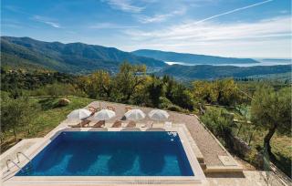 Amazing Home In Herceg Novi With Wifi - 9