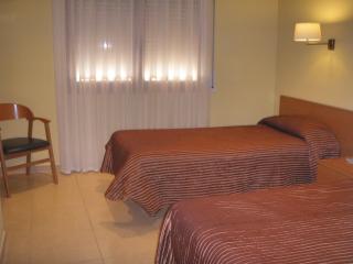 Hostal Mallorquines - Riudarenes - 2