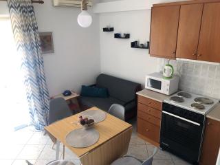 Small Apartment Trikala - 8