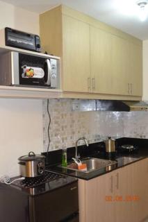 SMDC Wind Residences 102 Loft Bedroom Facing Amenities with WIFI and Parking - Tagaytay - 3