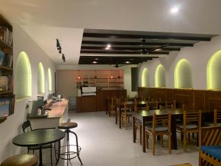 Courtyard Guesthouse - Huraa - 7