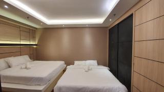 Sunrise Gurney By IZ - 3