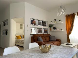 Gold Blanc Luxury Apartment - 5