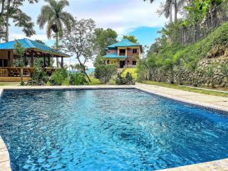 Green Village By Hospedify, Hermosa Villa En Las Alturas con Piscina, Billar, y BBQ - Jarabacoa - 0