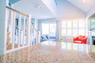 Gorgeous Loft in the Heart of Blue Mountain - 6