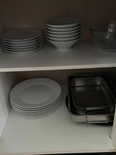 3 Bedroom House With Balcony Close To Beach - 2