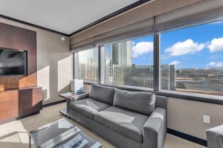 Vdara Studio Suite 011 Pool View FREE VALET Parking - Las Vegas - 1