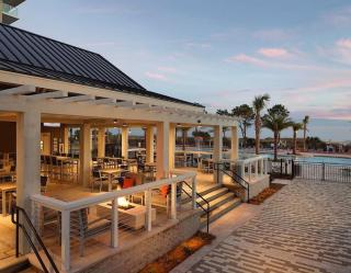 Stunning Views!!-Oceanfront Villa-Heated Pool-Private Balcony-Tiki Bar-Walk to Coligny Plaza - Hilton Head Island - 7