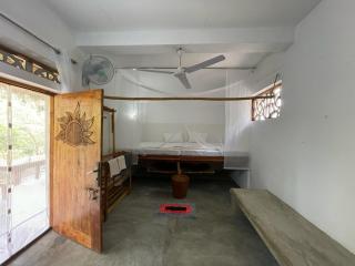 Plastic Bottle House - Dune Towers - 7