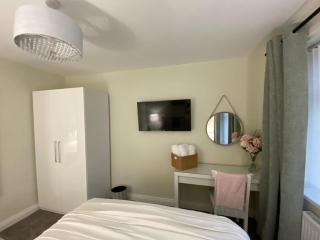 Wharfedale Lodge- Bungalow-3 Bed, 2 bath, Amazing! - 8