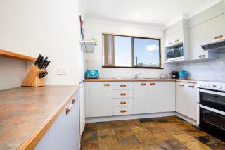 Time and Tide Pet Friendly 1 Min Walk to Beach - 6