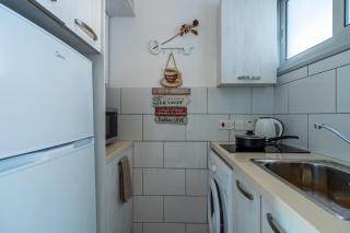 Berries 1-BR Apt in Larnaca - Larnaca - 4