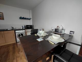 Pass the Keys Spacious Apartment Minutes to Birmingham Centre - Birmingham - 2