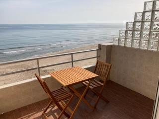 Beachfront Apartment with a Terrace - Mareny Barraquetas - 8