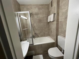 Hotel Schwan - 1