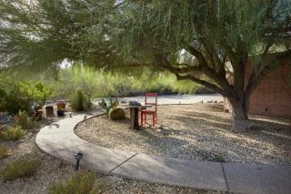 Cactus Cove Bed and Breakfast Inn - 6