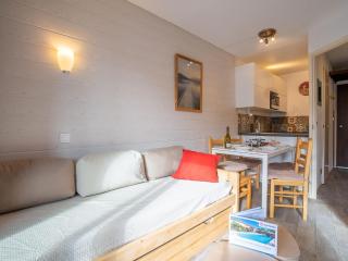 Apartment Armoise 32 by Interhome - 4