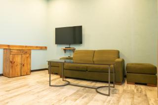 B H Y Guesthouse in Yerevan - Erevan - 4