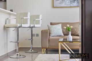 WelHome - Chic Apartment in Liveliest Area in Business Bay - Dubái - 1