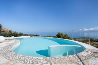 Villa vista mare con piscina a Sarmuci - 9