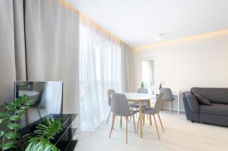 Petrovdom in Spacious 2 Bedroom Apartments at RC Kvartet - Kiev - 4