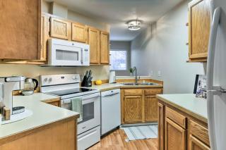 Charming Anchorage Townhouse with Fire Pit! - 9