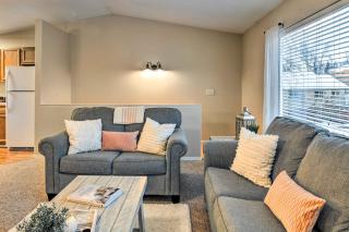 Charming Anchorage Townhouse with Fire Pit! - 3