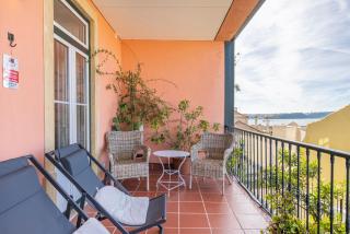 Castelo Design Aparment W/ Balcony & Super View by LovelyStay - Lissabon - 8