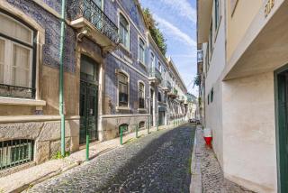 Castelo Design Aparment W/ Balcony & Super View by LovelyStay - Lissabon - 5