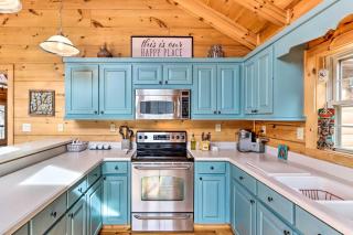 Deck and Game Room Blue Ridge Mountain Cabin! - Warne - 2