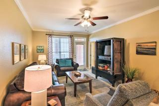 Pool Access and Balcony Beachfront Galveston Condo! - Galveston - 7