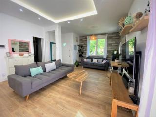 Maison avec piscine et parking à 1,3km des plages - Cagnes-sur-Mer - 1