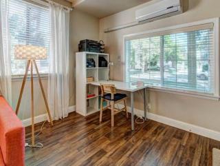 Marvelous Midtown Stay with a Modern Twist - Sacramento - 8