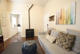 Historic Charm with Parking in Center of Midtown - Sacramento - 7