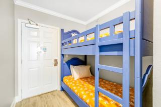 Emerald Beach 2330 - 2