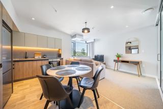 Hutt Central - 8