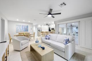 W exposure waterfront home with pool/kayaks with lift - 9