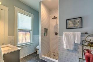 Classic Woodwork and Details in 1912 Colonial - 5