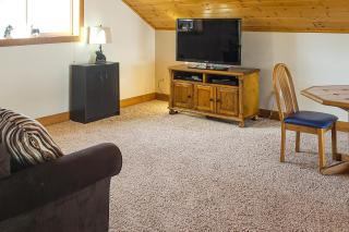 Lakefront Paradise - 7