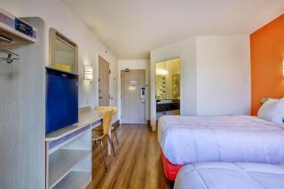 Motel 6-Burlington, ON - Toronto West - Oakville - Burlington - 4