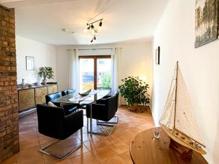 Behagliches Haus mit Kamin und romantischem Garten - Rödermark - 4
