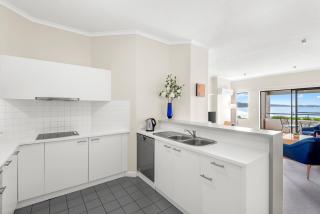 Lorne beach views at the cumberland - 6