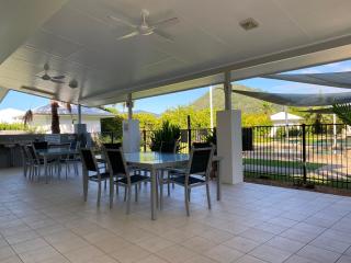Trinity Cove Apartments - Trinity Beach - 1