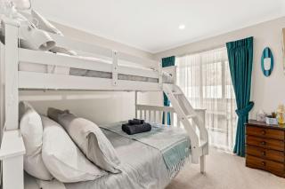 Cross Rhodes - Wimbledon Heights - 2